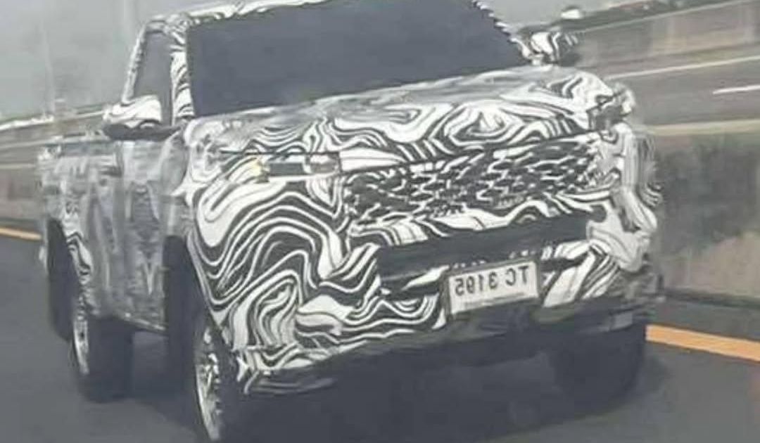 2026 Toyota HiLux spied once more as reveal nears