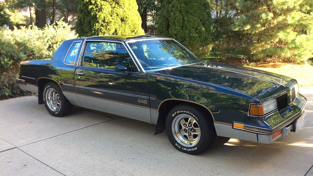 Basic Oldsmobiles That Ship Model on a Funds