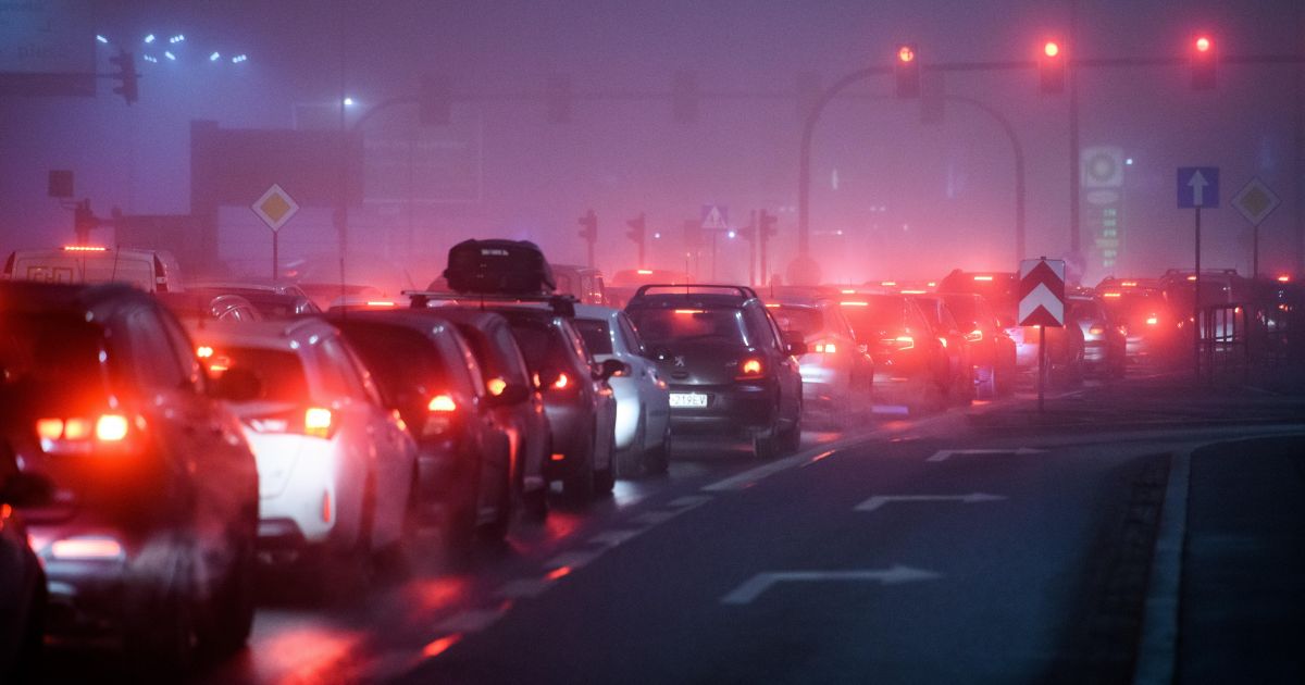 Visitors air pollution kills extra individuals than automotive crashes in Australia – examine Visitors air pollution kills extra individuals than automotive crashes in Australia – examine