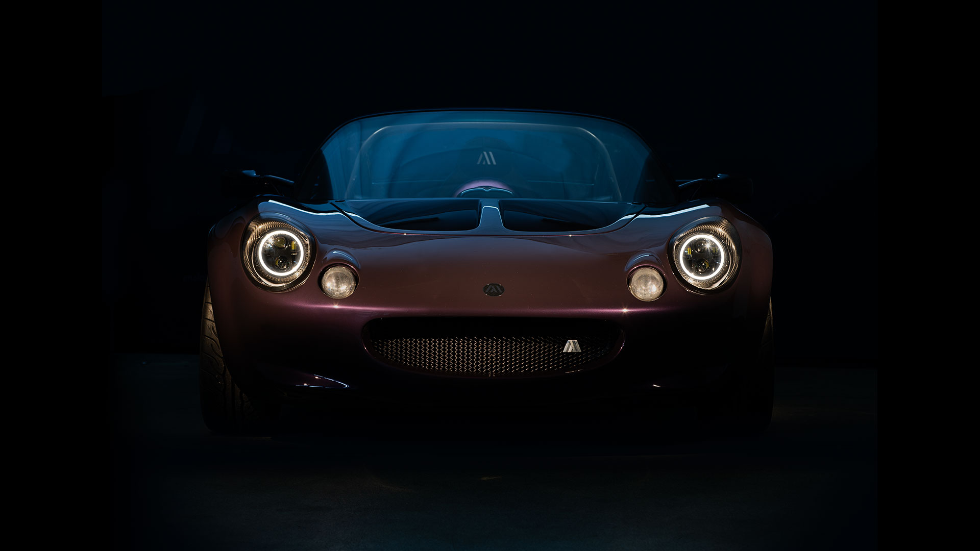In Case You Thought the Lotus Elise Was Already Impractical, Now There is a One-Seater In Case You Thought the Lotus Elise Was Already Impractical, Now There is a One-Seater