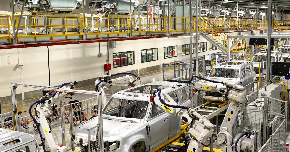 Jaguar Land Rover lastly restarts manufacturing 5 weeks after cyber assault