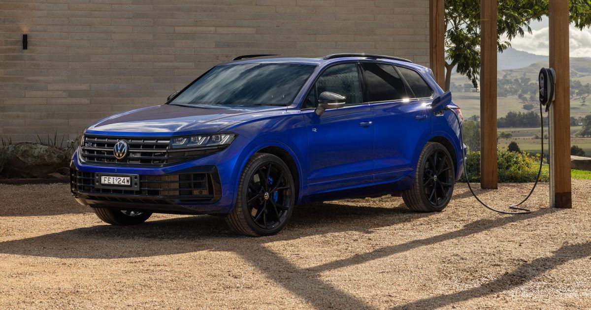 Volkswagen Touareg might return as electrical SUV – report