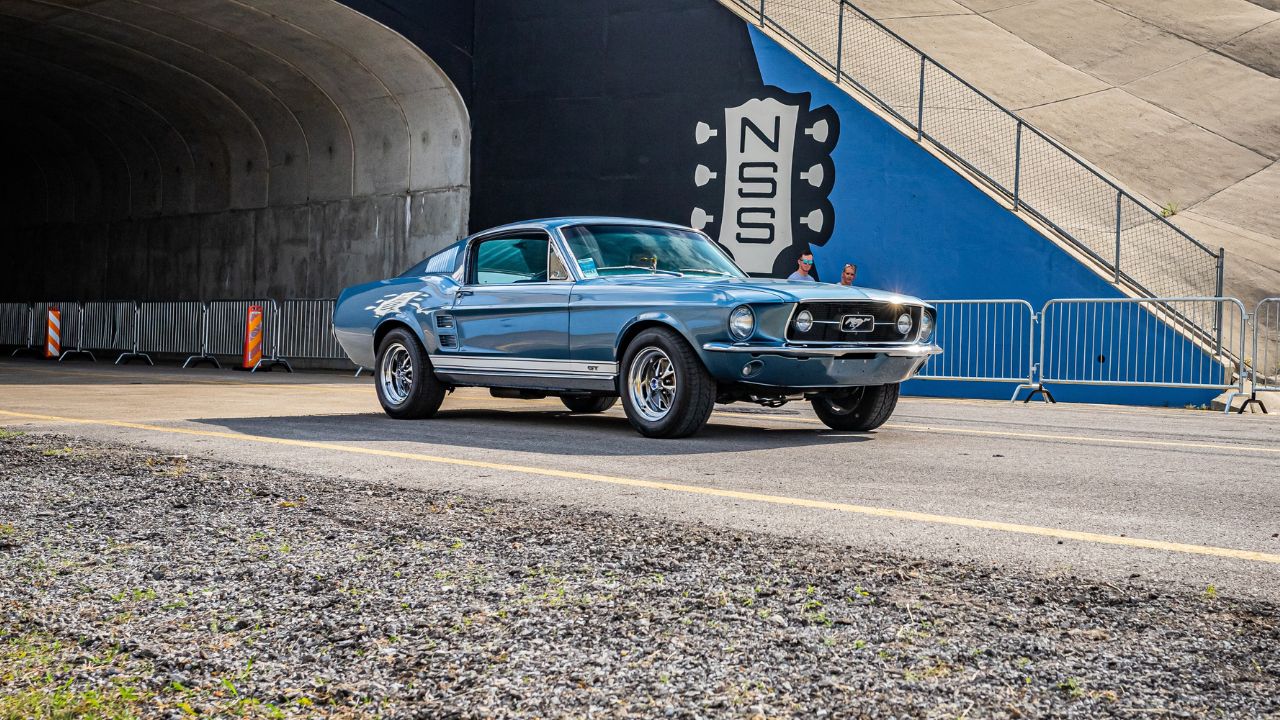 Why Nineteen Sixties Traditional Vehicles Nonetheless Encourage Designers Right this moment Why Nineteen Sixties Traditional Vehicles Nonetheless Encourage Designers Right this moment