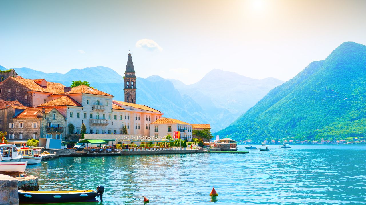10 Coastal European Cities The place You Can Nonetheless Beat the Crowds