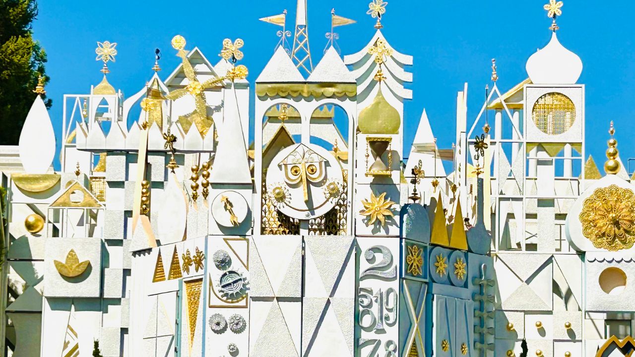 14 Points of interest Each Disneyland First Timer Ought to Expertise 14 Points of interest Each Disneyland First Timer Ought to Expertise