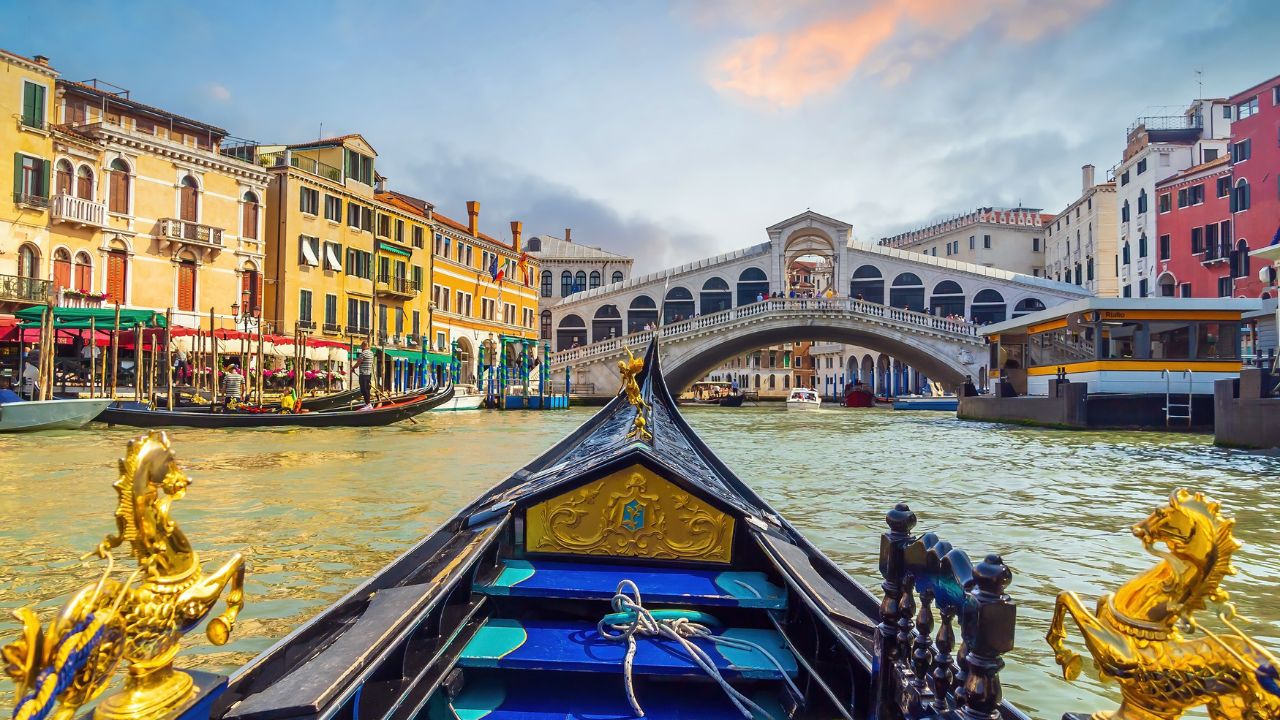15 Should-See Italian Locations for First-Time Guests 15 Should-See Italian Locations for First-Time Guests