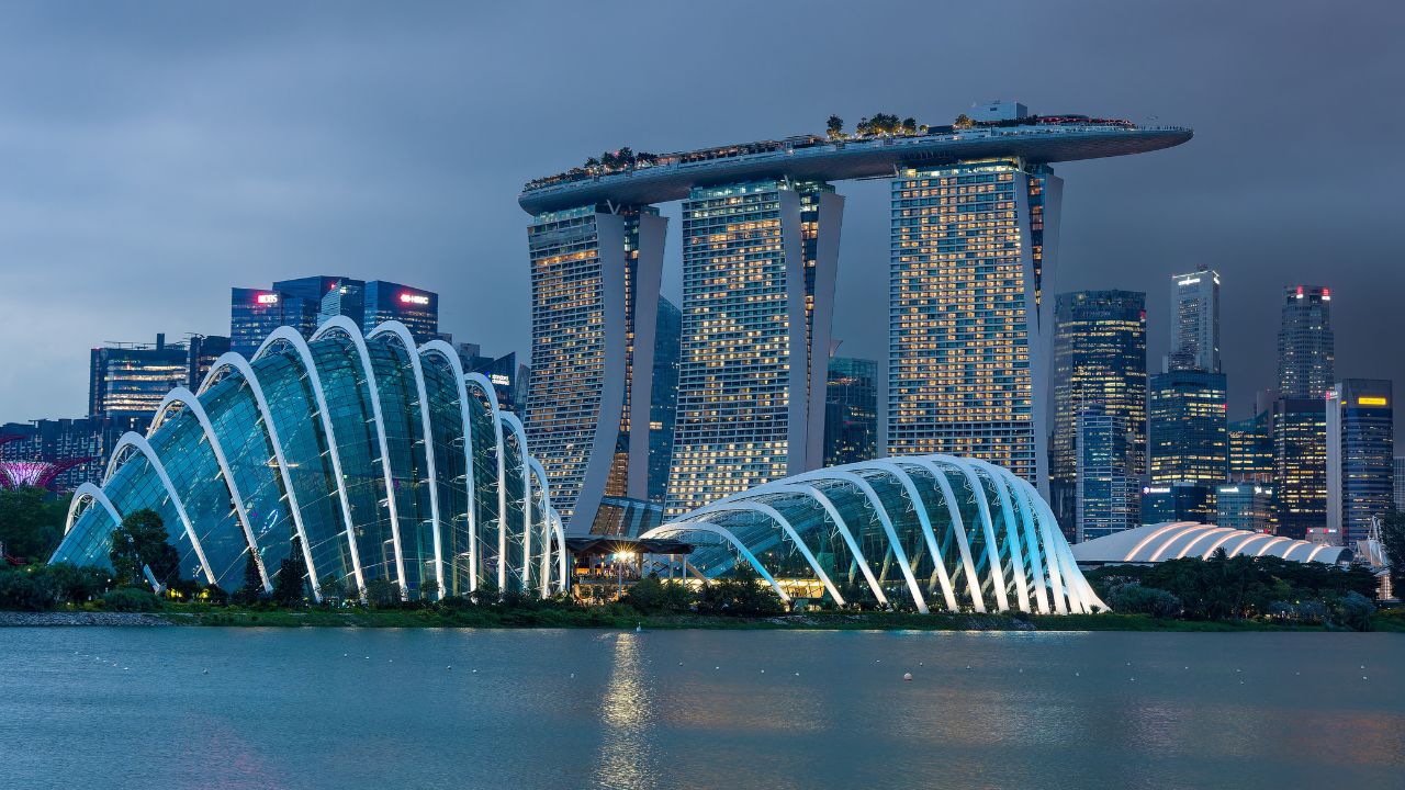 18 Epic Locations to Ring within the New 12 months Across the World
