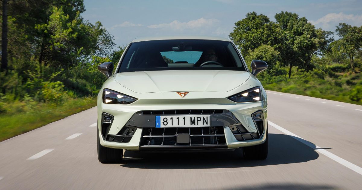 2026 Cupra Leon Ve: Second PHEV hatch marching in with extra vary, much less grunt 2026 Cupra Leon Ve: Second PHEV hatch marching in with extra vary, much less grunt