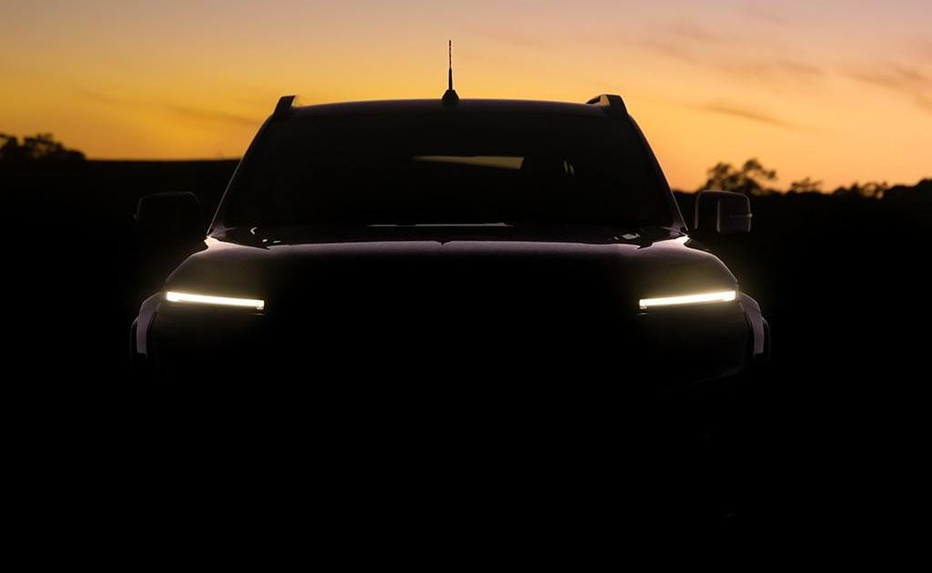 2026 Nissan Navara teased, reveal date confirmed