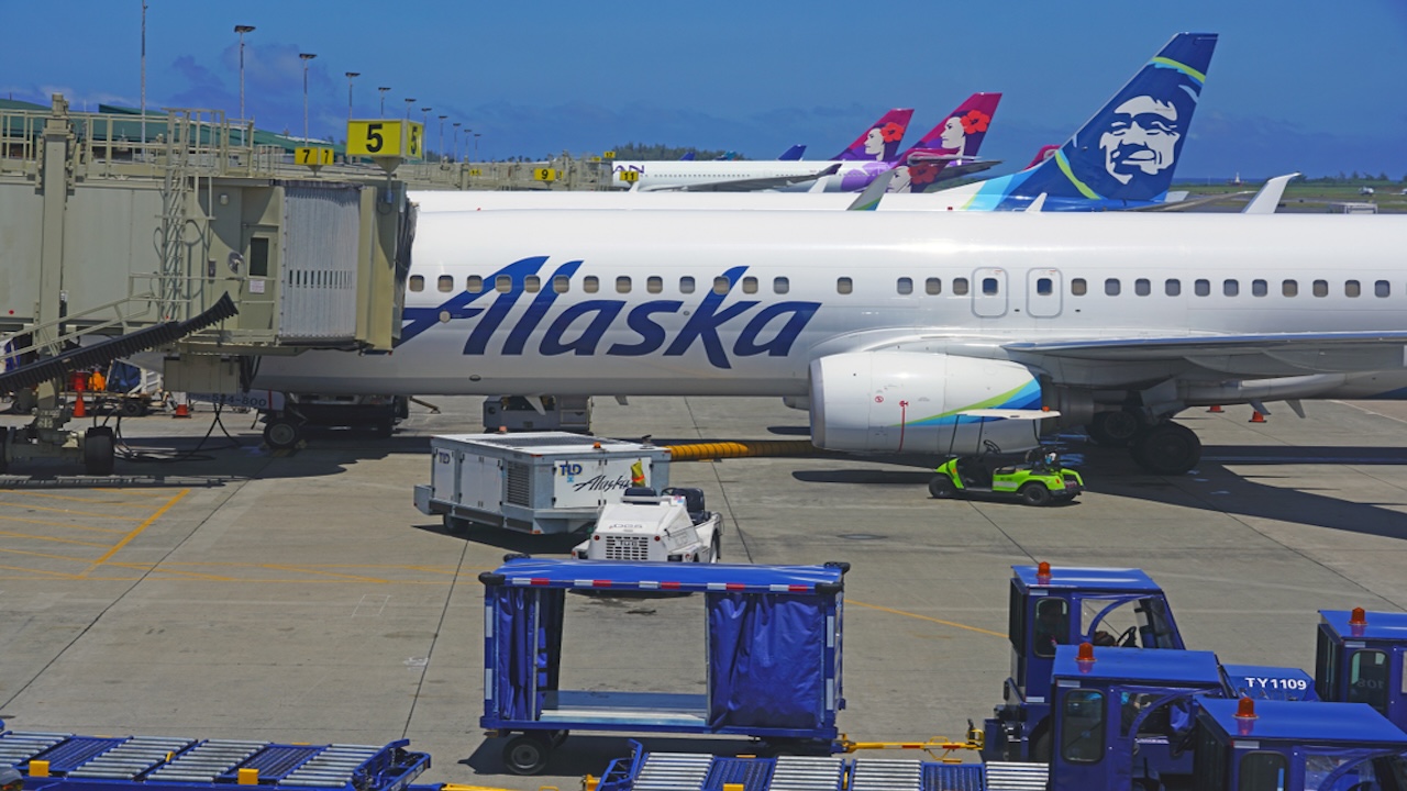Alaska Airways and Hawaiian Airways Hit by Third Main IT Failure in Three Months Alaska Airways and Hawaiian Airways Hit by Third Main IT Failure in Three Months