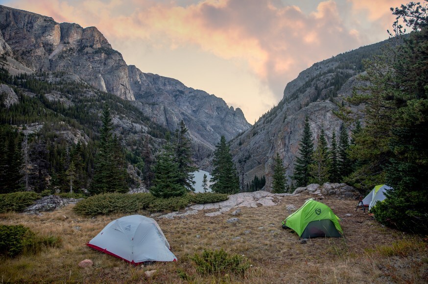 Montana’s Peak Fall Foliage Season Brings Golden Views, Stargazing, and Wildlife Encounters