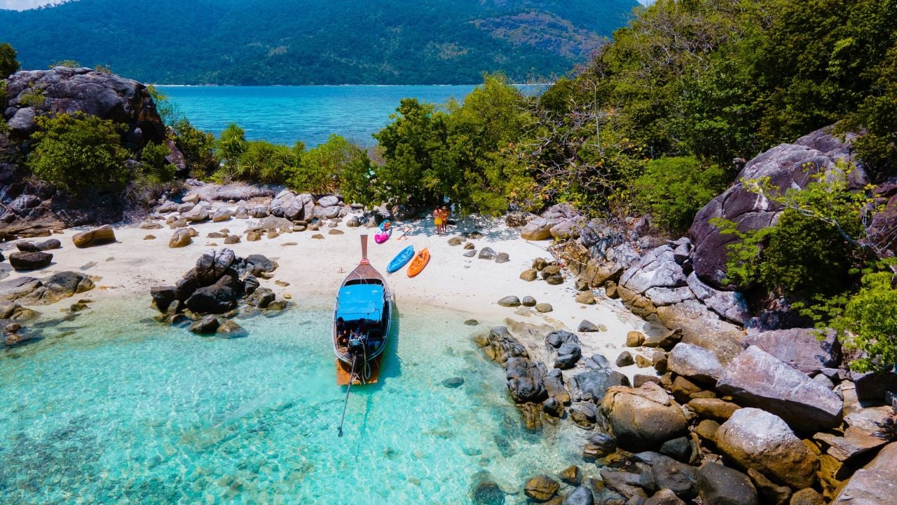 The 9 Asian Nations You Can Go to Visa-Free (And Why You Ought to Go Now)