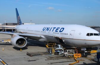 United Airways Flight Delayed Over 4 Hours After Flight Attendants’ Dispute Forces Full Crew Substitute