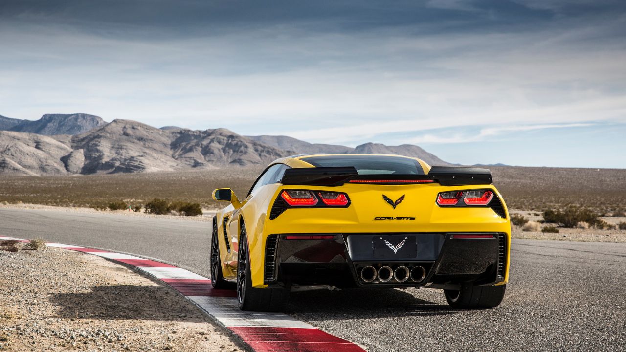 13 Used Sports activities Automobiles That Ship Thrills for Much less Than Half the Value of a 911 Carrera 13 Used Sports activities Automobiles That Ship Thrills for Much less Than Half the Value of a 911 Carrera