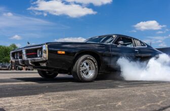 Basic Automobiles That Symbolize Freedom