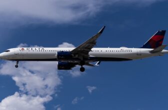 Shut Name at Boston Logan: Delta Flight Avoids Cape Air Plane in Dramatic Go-Round