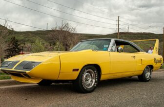 Iconic Traditional Vehicles That Have been Solely In Manufacturing For a Single 12 months