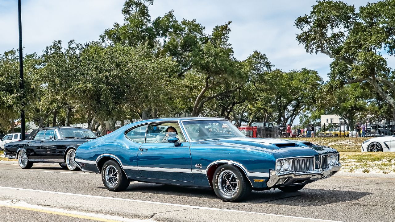 These Vehicles Dominated the Seventies Horsepower Conflict These Vehicles Dominated the Seventies Horsepower Conflict